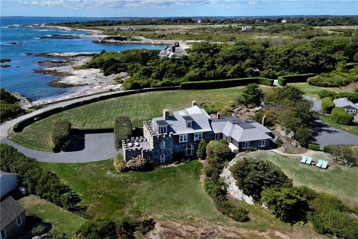 Property Photo:  6 Price'S Cove Avenue  RI 02840 
