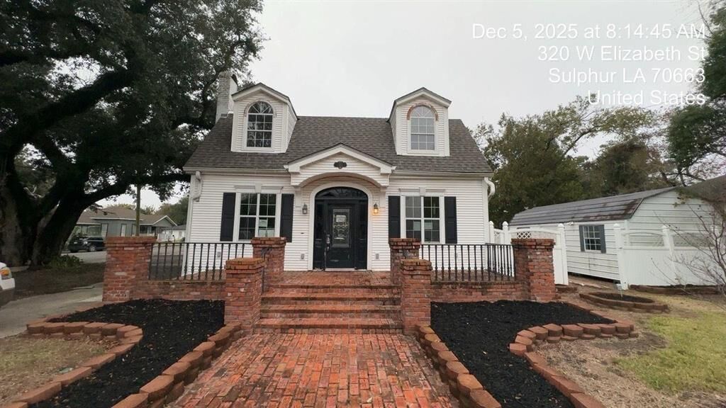 Property Photo:  320 W Elizabeth Street W  LA 70663 