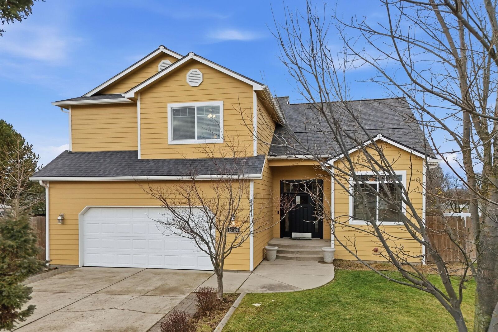 Property Photo:  18609 E 9th Ct  WA 99016 