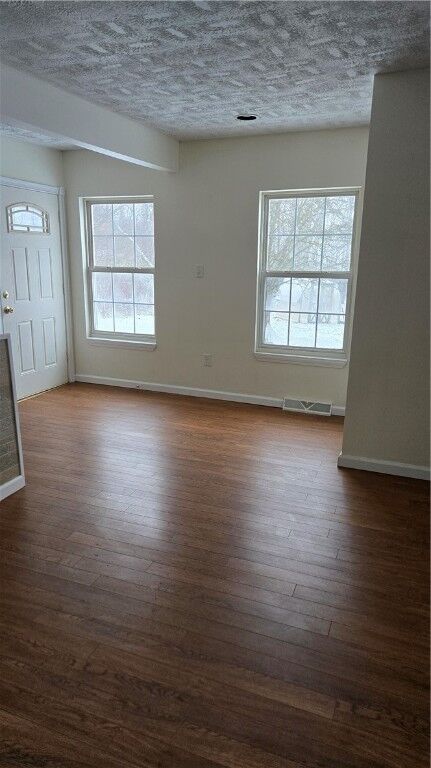 Property Photo:  2930 East Hardies  PA 15044 