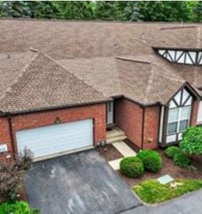 Property Photo:  408 Kingsberry Circle  PA 15234 
