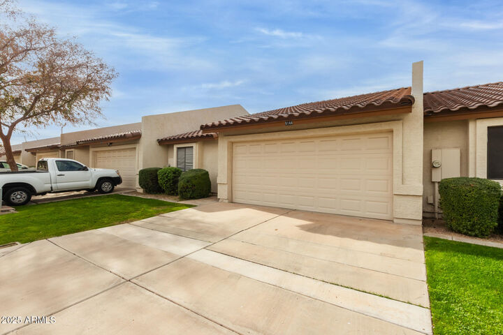 Property Photo:  9144 N 68th Drive  AZ 85345 