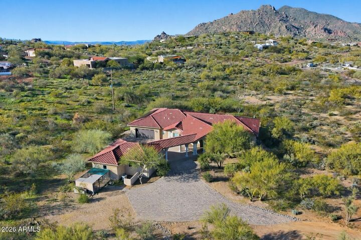 Property Photo:  7917 E Cave Creek Road  AZ 85377 