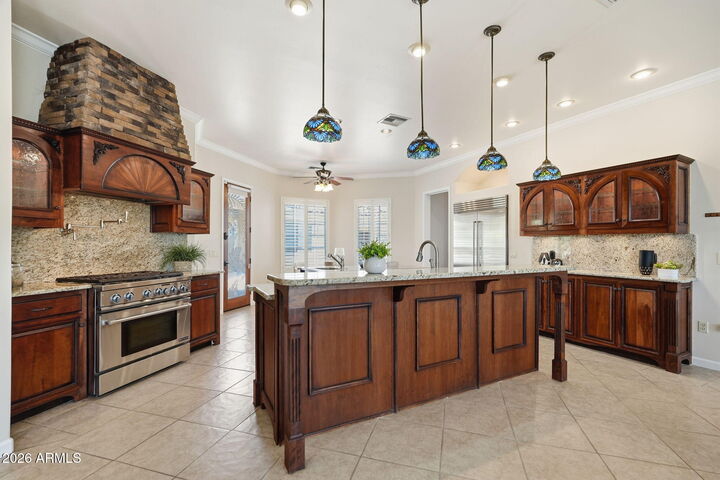 Property Photo: 7917 E Cave Creek Road AZ 85377