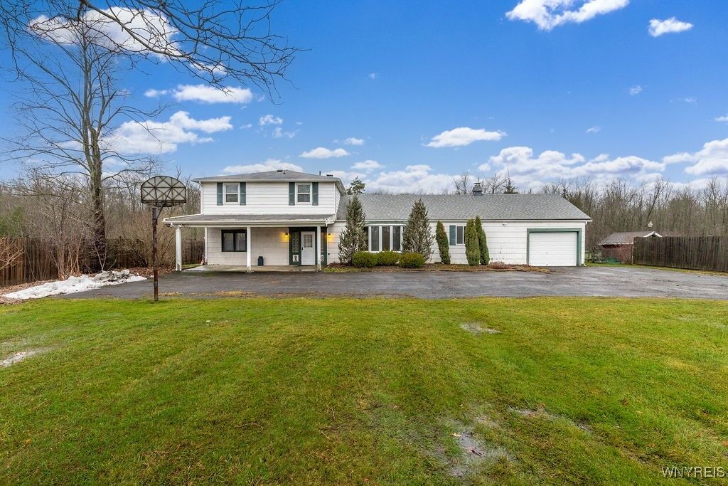 Property Photo:  1940 Stony Point Road  NY 14072 
