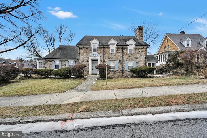 Property Photo:  100 Brookline Pz  PA 19607 