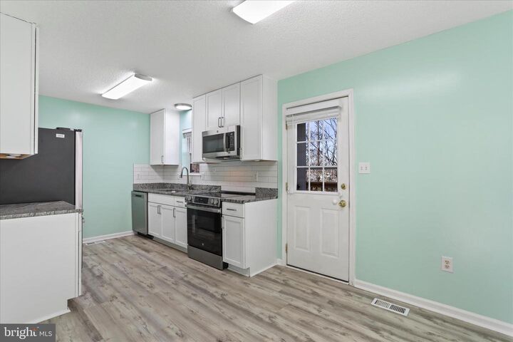 Property Photo:  105 Midnoon Drive  WV 25404 