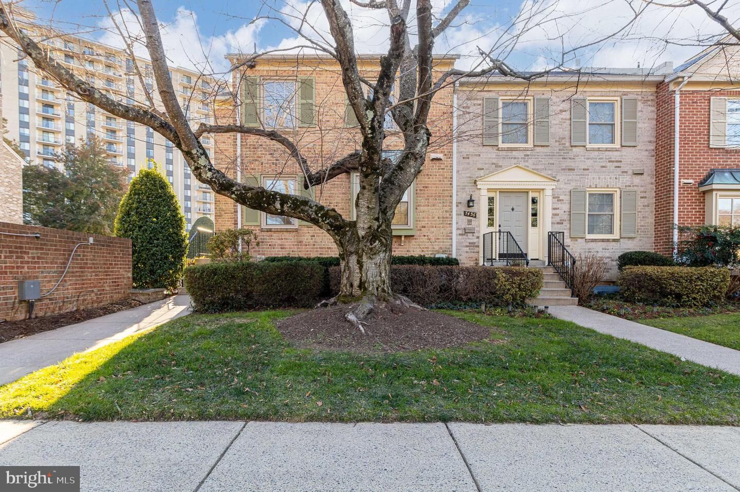 Property Photo:  7454 Westlake Terrace 7  MD 20817 