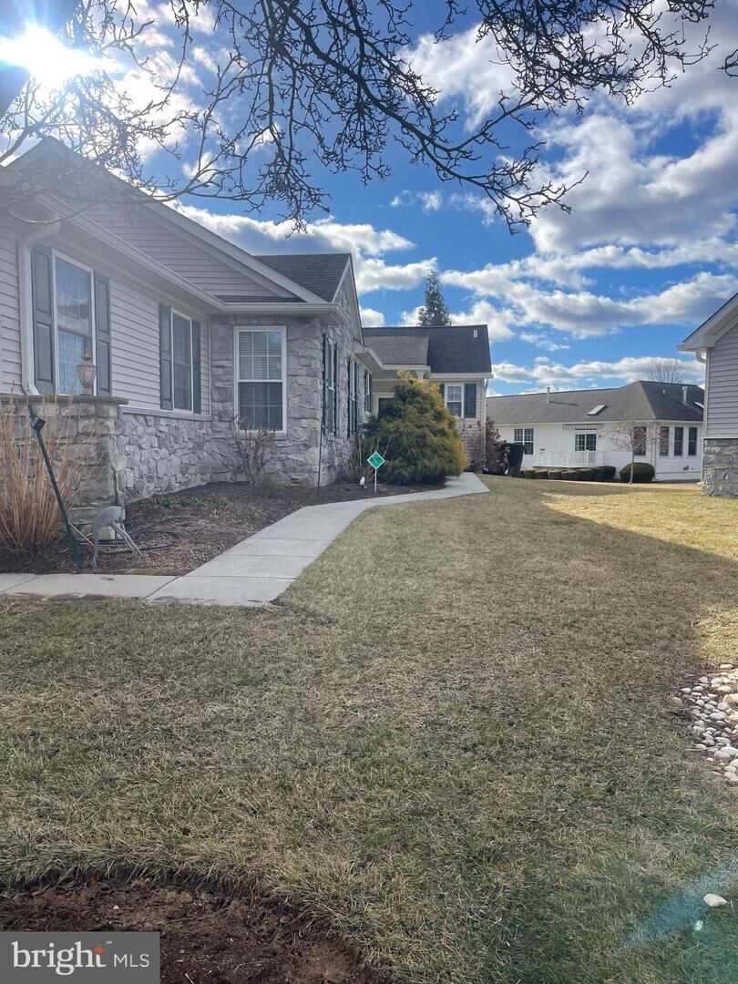 Property Photo:  406 Hunting Card Lane  PA 19342 