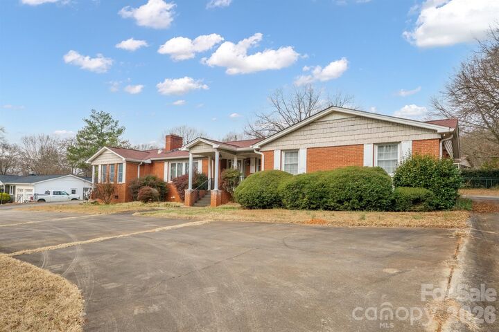 Property Photo: 216 Country Club Road NC 28150