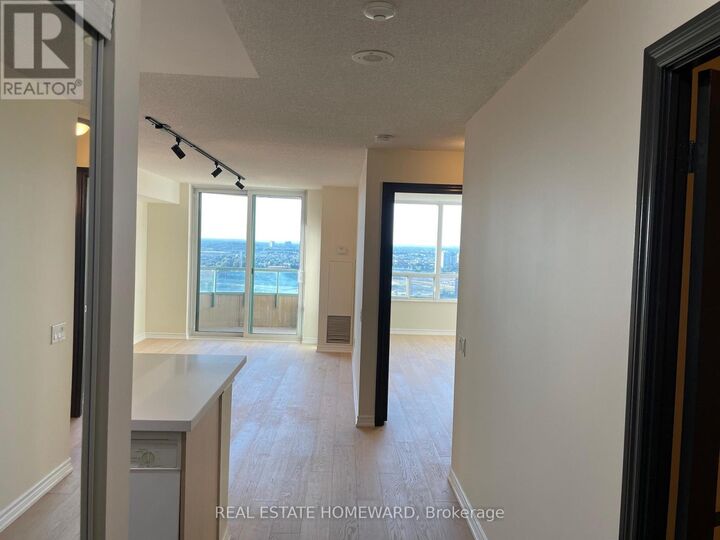 Property Photo:  61 Town Centre Court 2307  ON M1P 5C5 