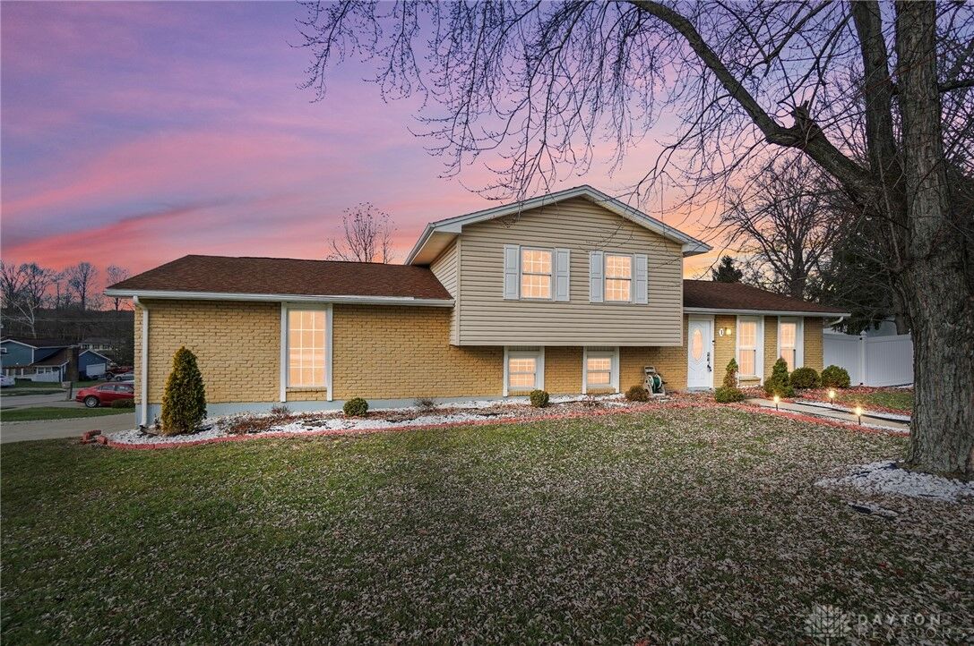 Property Photo: 1 Pinehurst Court OH 45014