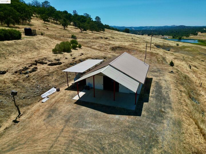 Property Photo:  660 Hodson Rd  CA 95228 