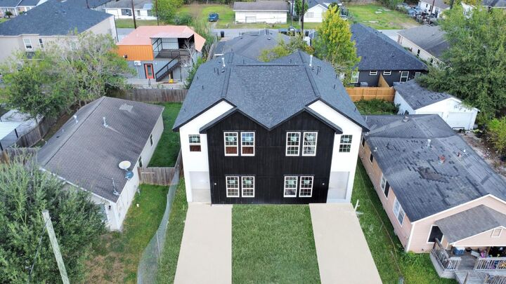 Property Photo:  4413 McKinley  TX 77051 