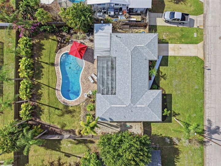 Property Photo:  2651 Leafy Lane  FL 34239 