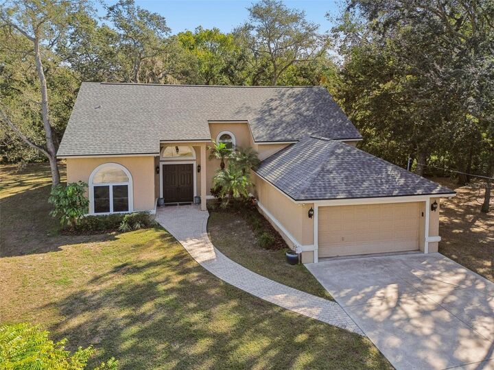 Property Photo:  12715 Linda Drive  FL 33612 