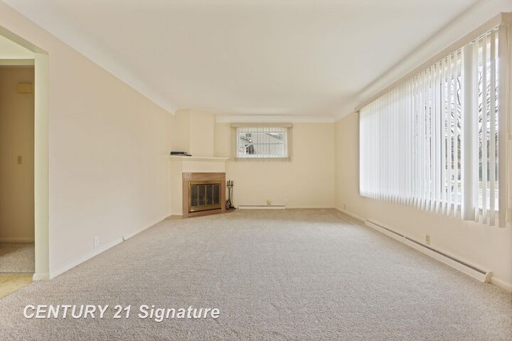 Property Photo: 3030 Brockton Place MI 48602