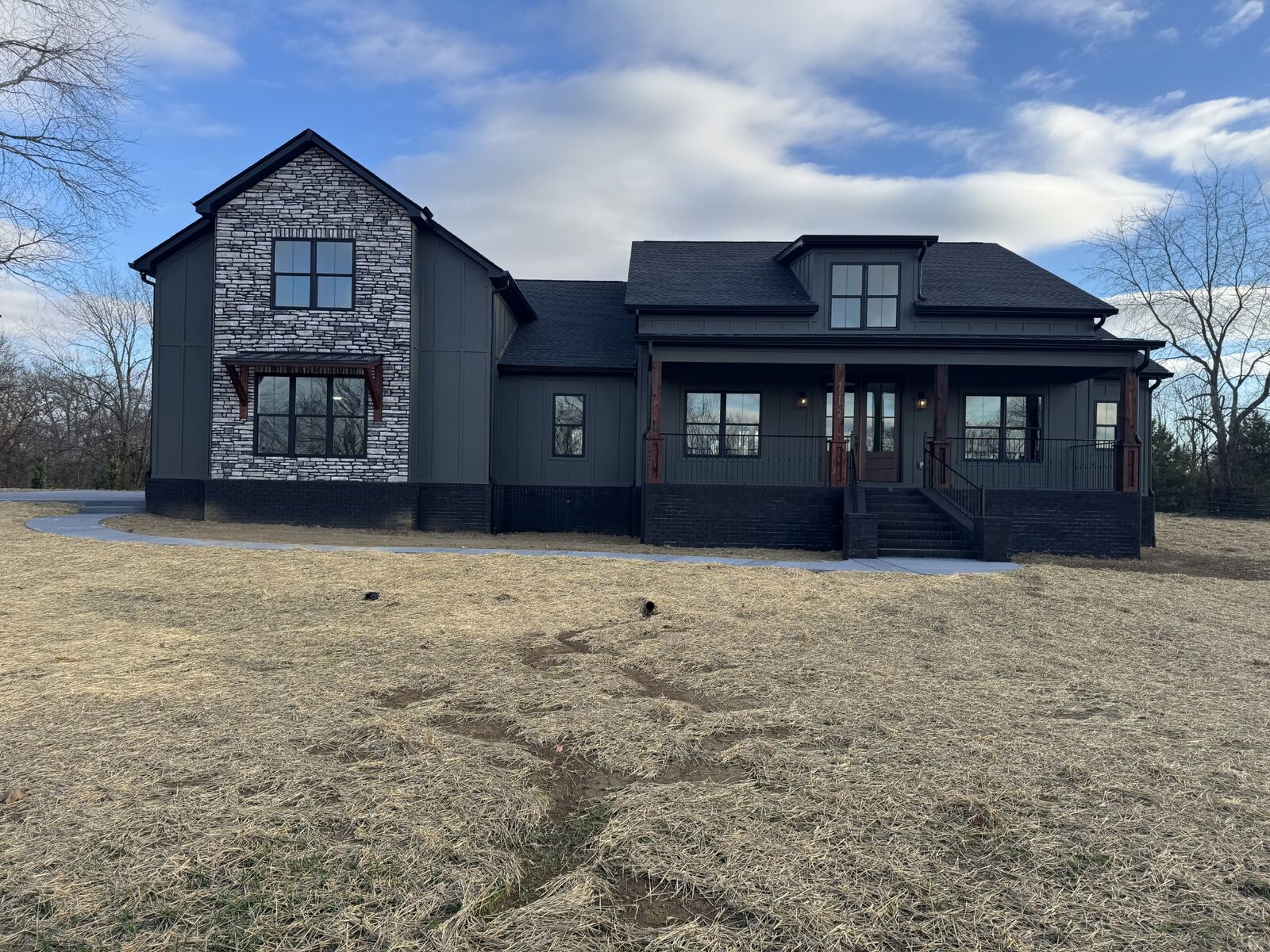 Property Photo:  112 Bradley Ln  TN 37048 