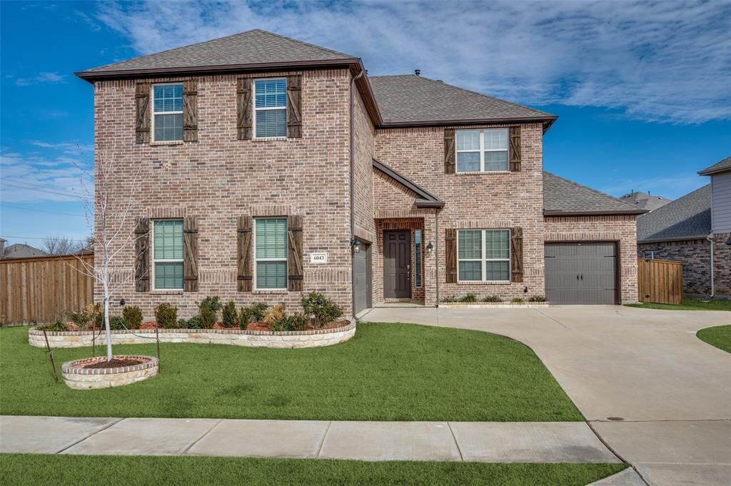 Property Photo: 6043 Liverpool Street TX 76227