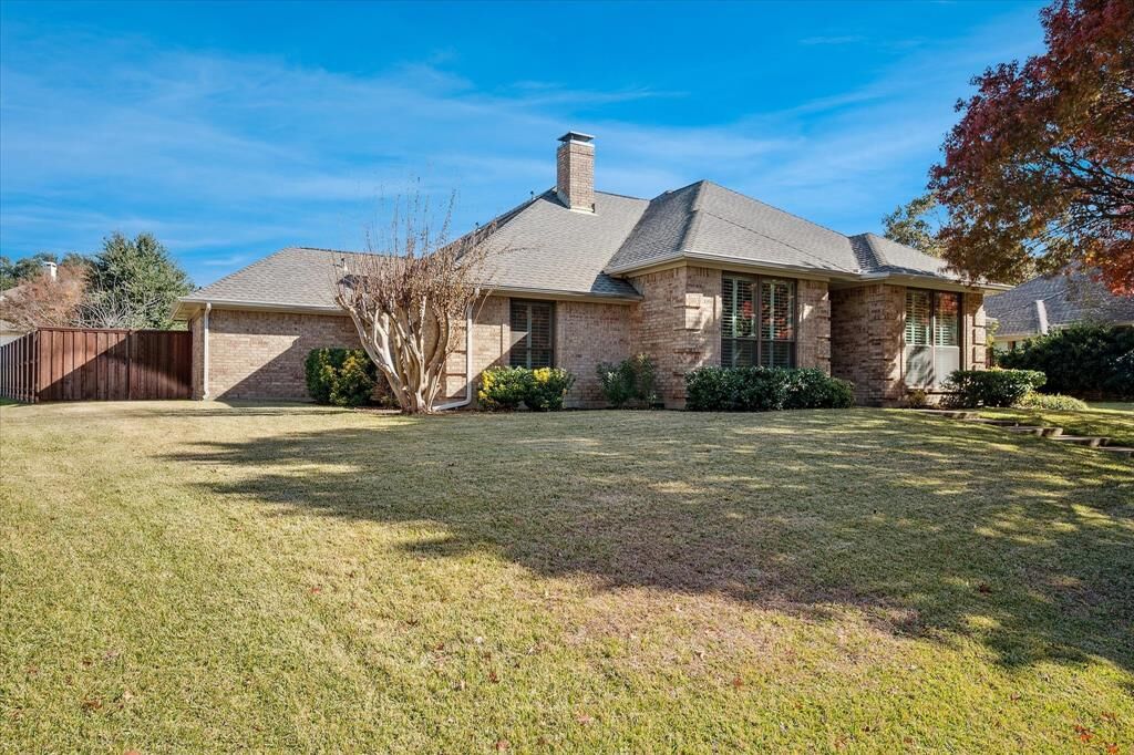 Property Photo: 4409 Bentley Drive TX 75093