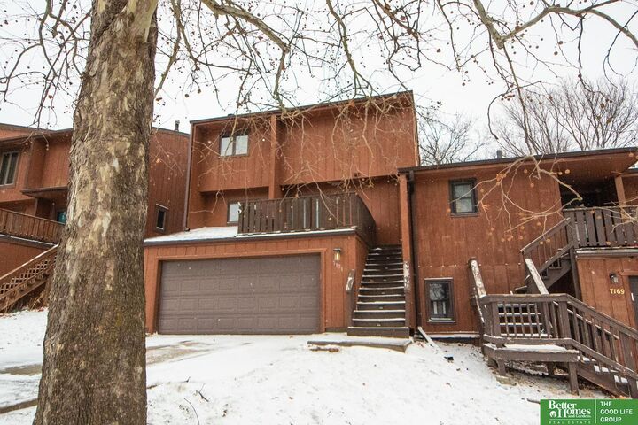 Property Photo: 7171 N 79 Plaza NE 68122