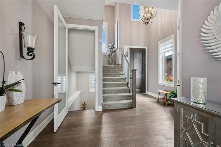 Property Photo:  22 Marty Lane  ON N3A 4N8 