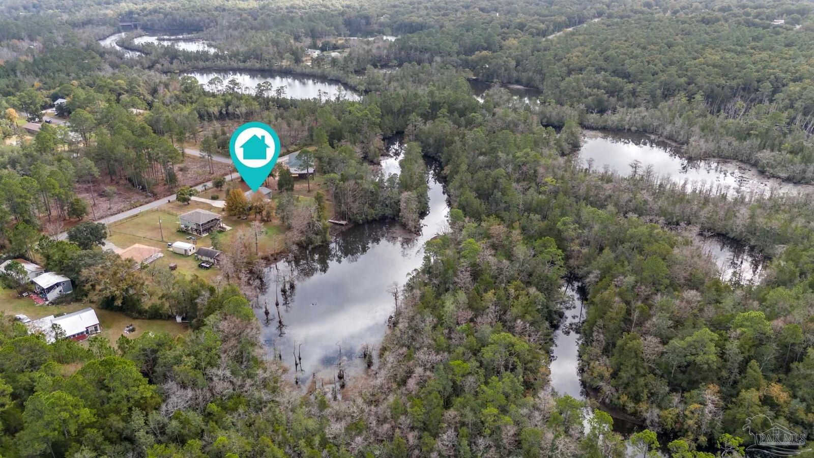 Property Photo:  4719 Wildwood Dr  FL 32570 