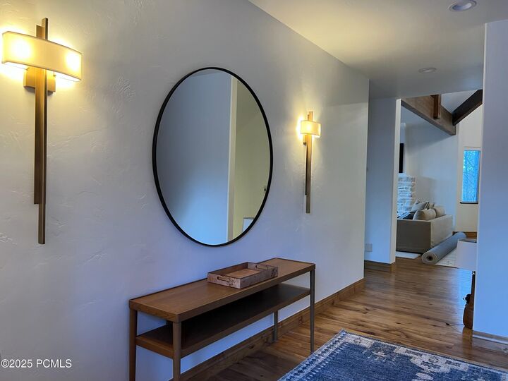 Property Photo:  1239 W Links Drive  UT 84049 