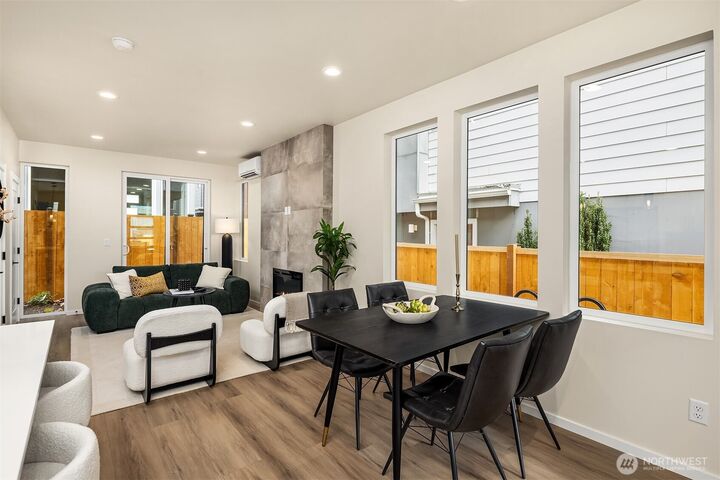 Property Photo:  1514 NW 63rd Street A  WA 98107 