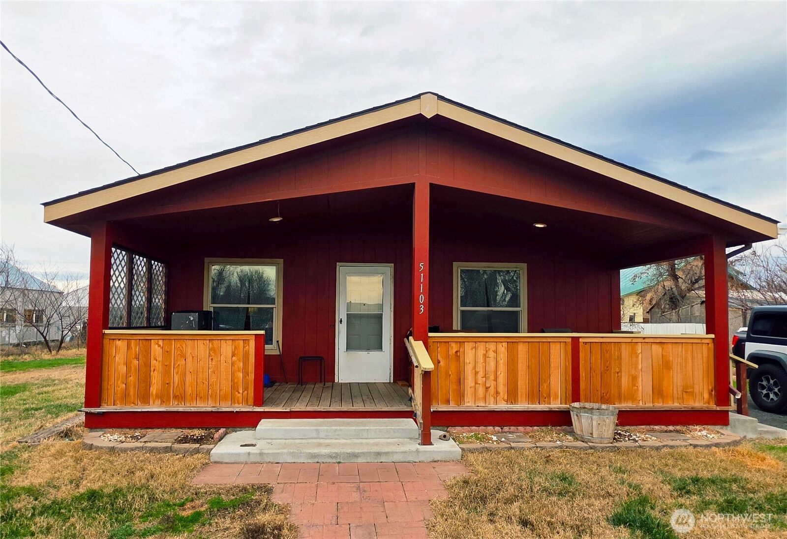 Property Photo:  51103  Lawson Street  OR 97862 