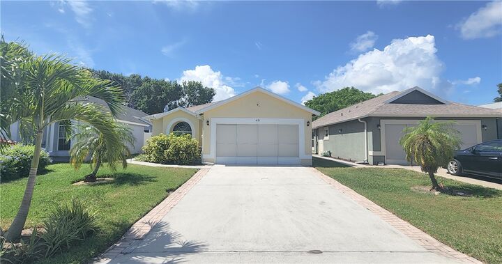 Property Photo: 451 10th Place FL 32960