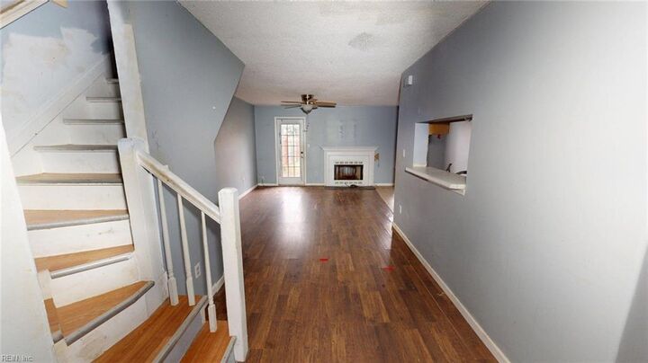Property Photo:  134 Wexford Dr E  VA 23434 