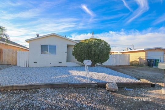 Property Photo:  1621 Sims St  CA 93555 