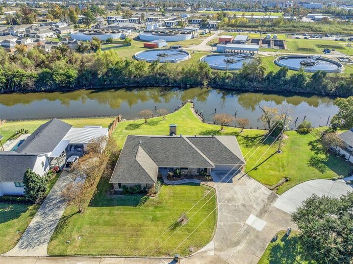 Property Photo: 2405 Barbe Street LA 70601