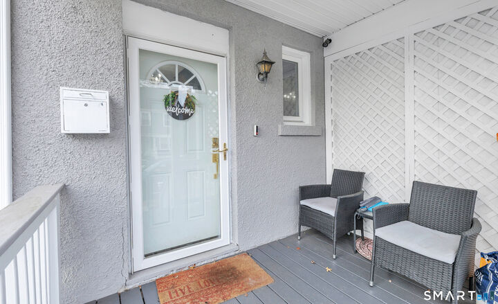 Property Photo:  267 Willow Street  CT 06610 