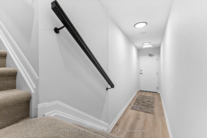 Property Photo:  801 Glenroy Gilbert Drive 11  ON K2J 7N8 