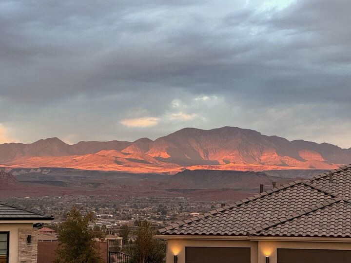 Property Photo: 2767 W Vico Way UT 84770