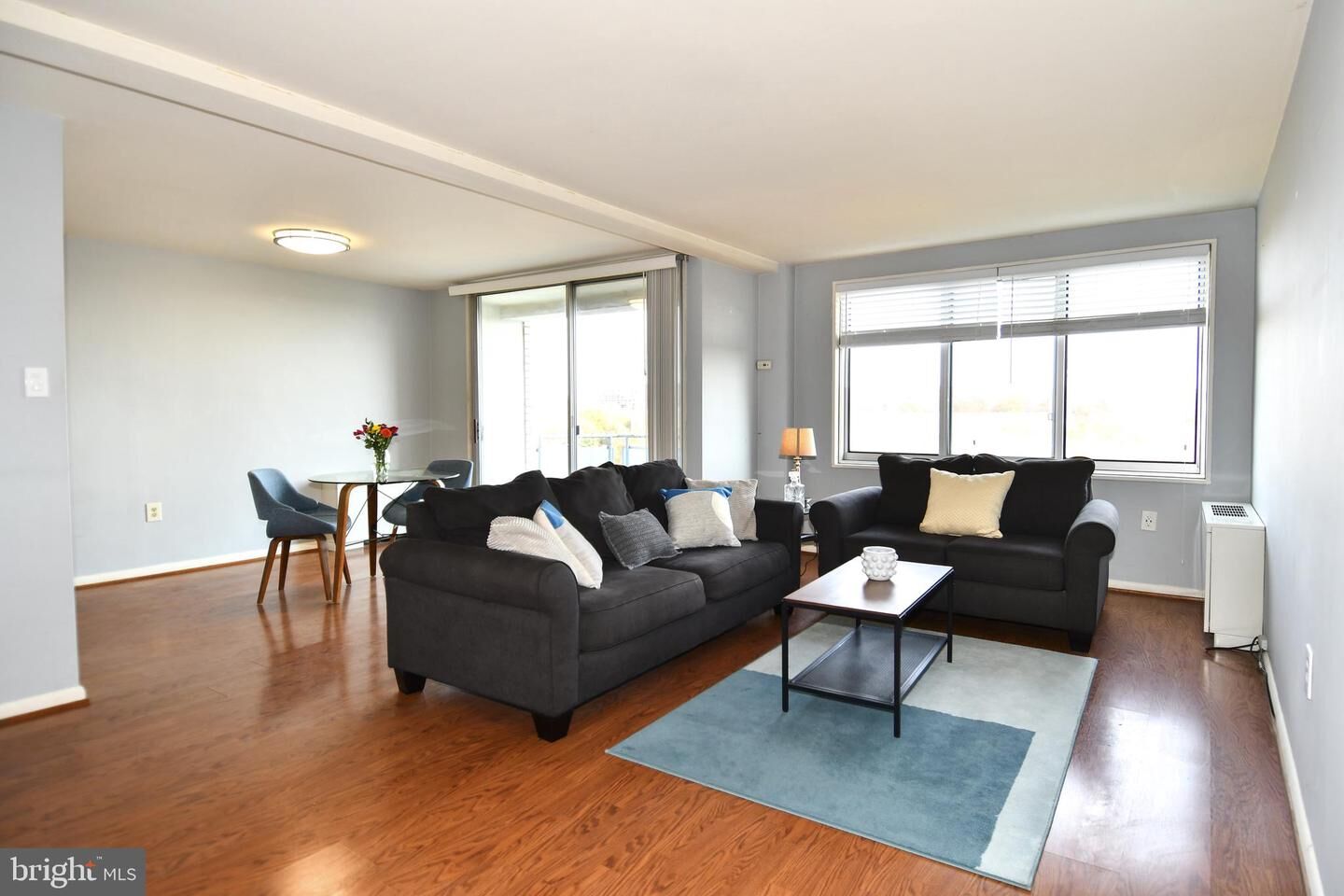 Property Photo:  10201 Grosvenor Place 1015  MD 20852 