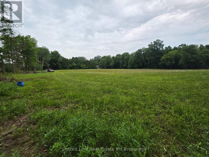 Property Photo:  30101 Peter Road  ON N0P 1C0 