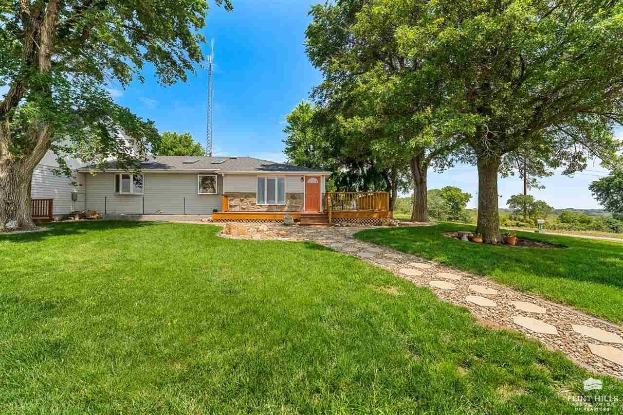 Property Photo:  845 C Road  KS 66415 