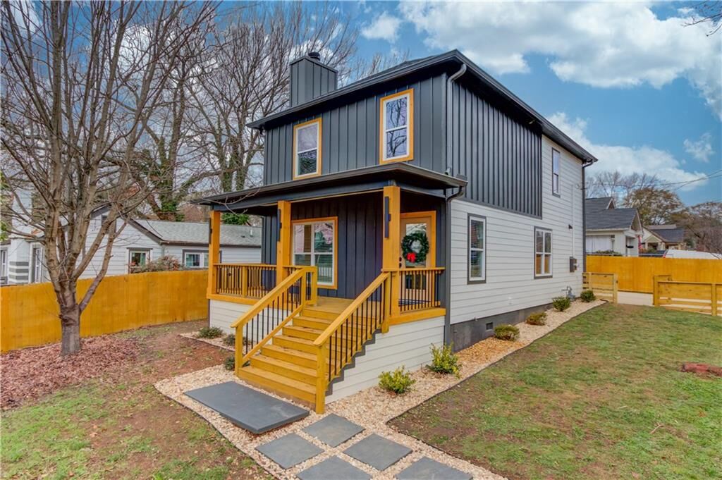 Property Photo:  1902 Memorial Drive SE  GA 30317 