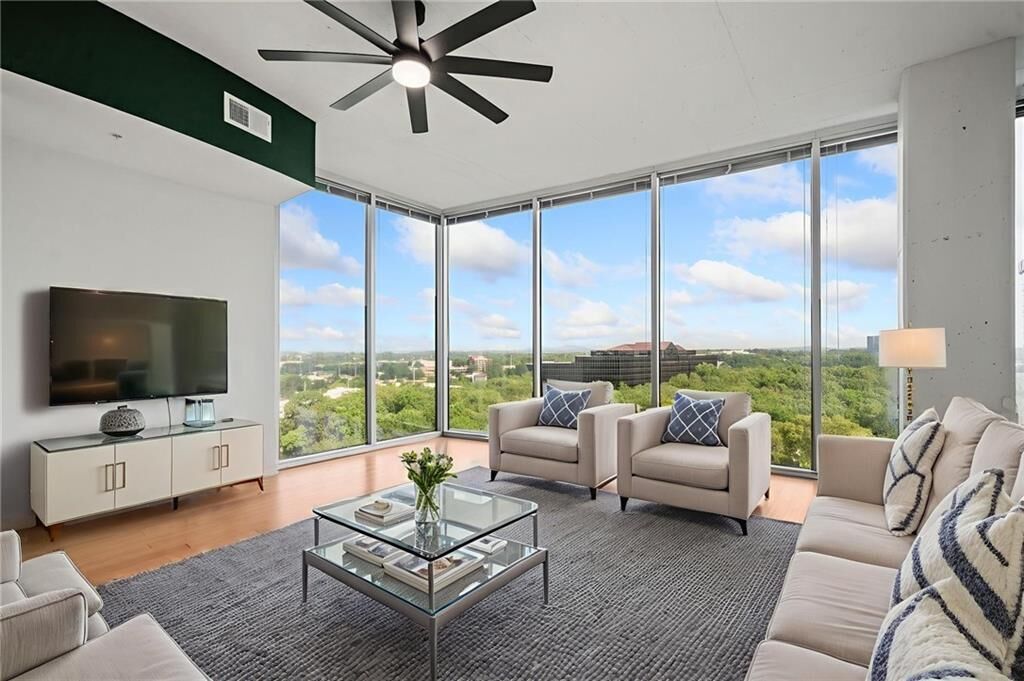 Property Photo:  3300 Windy Ridge Parkway SE 1113  GA 30339 