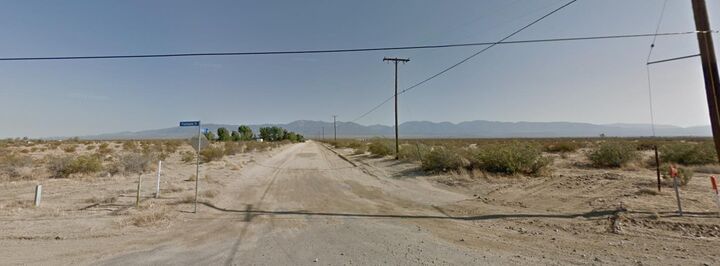 Property Photo:  Vic Avenue R4 &Amp 202nd St East  CA 93591 