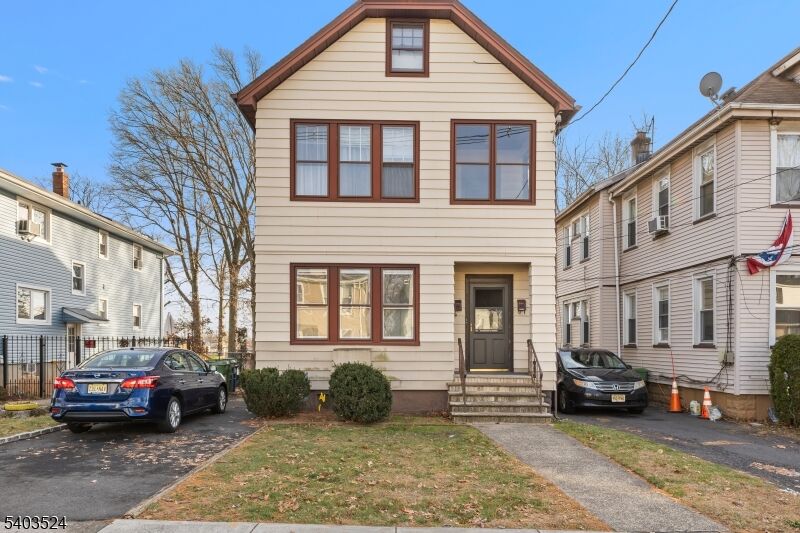 Property Photo:  146 E 10th Ave 2  NJ 07203 