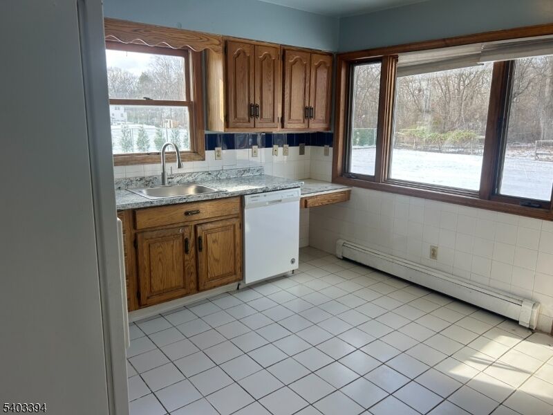 Property Photo: 21 Volker Ln NJ 07039