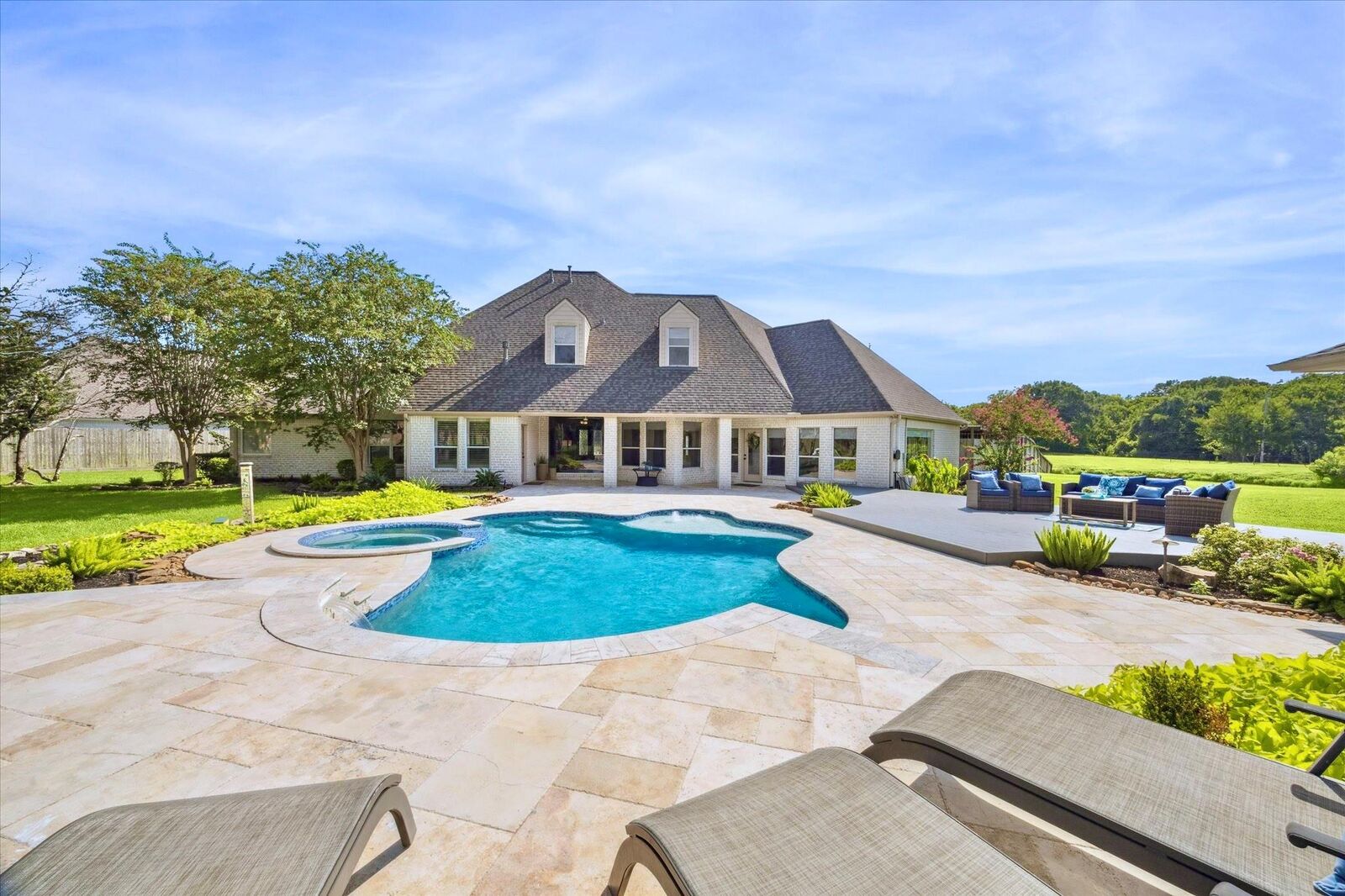 Property Photo:  2904 Bridle Path Lane  TX 77546 