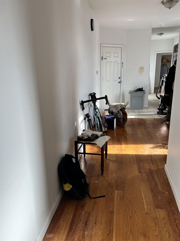 Property Photo:  215 Summit Ave 7  NJ 07304 