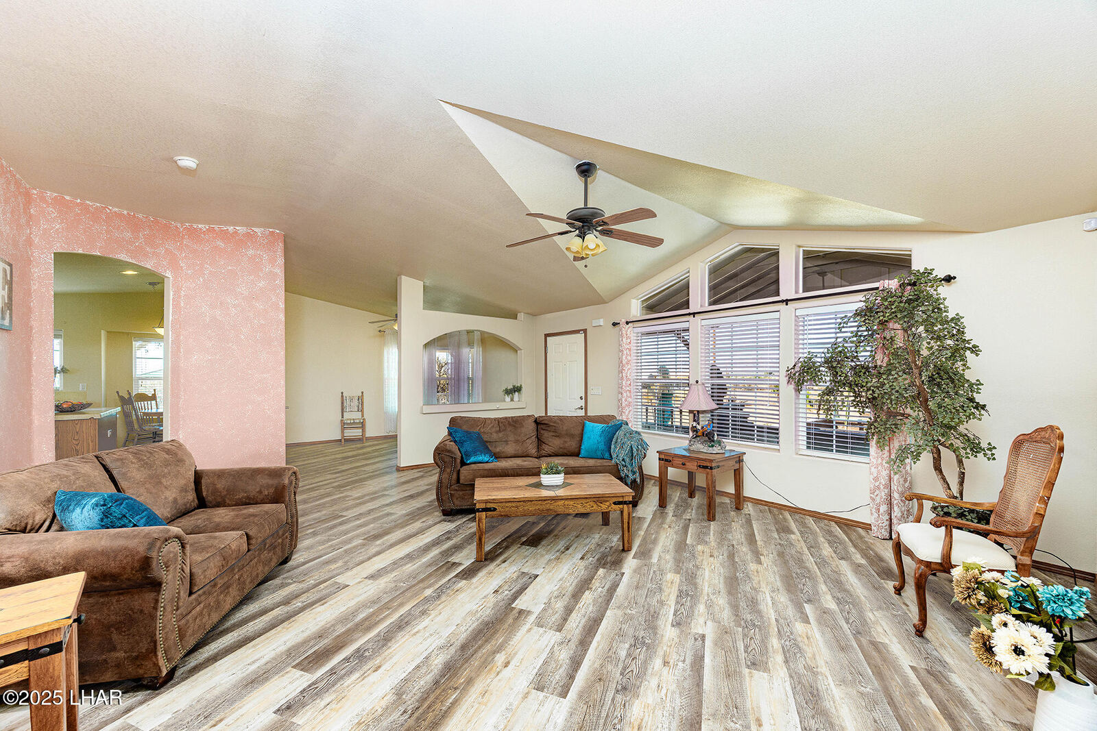 Property Photo:  4206 N Cordes Rd  AZ 86413 