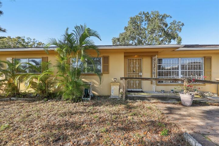 Property Photo:  2228 NE Coachman Road  FL 33765 