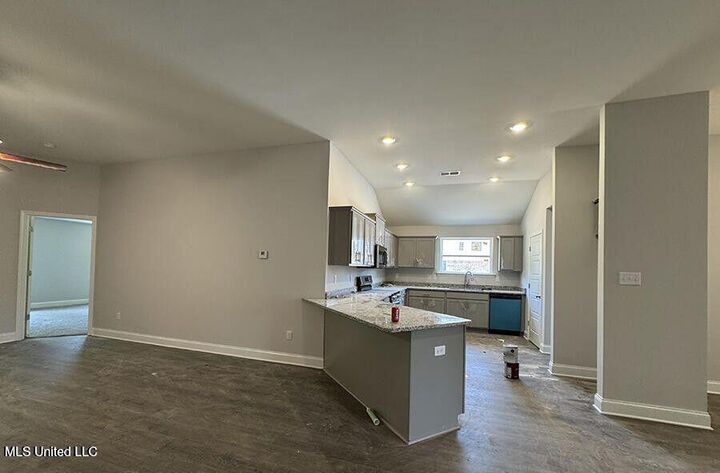 Property Photo:  4173 W Olivia Circle  MS 38654 